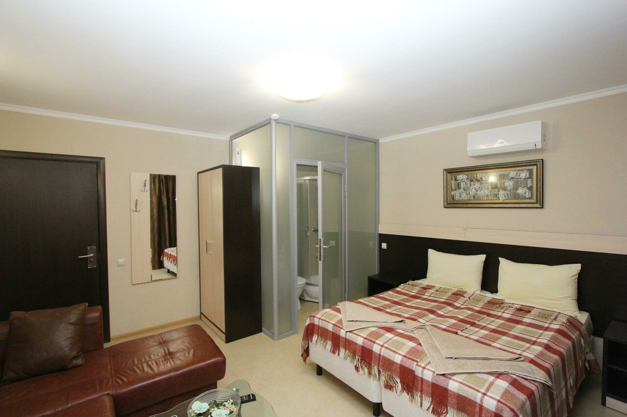 Гостиница Дали Железнодорожный-60