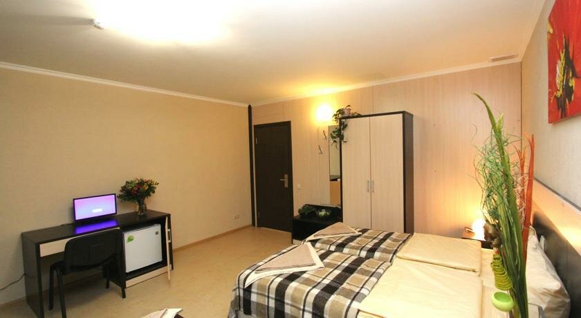 Гостиница Дали Железнодорожный-58