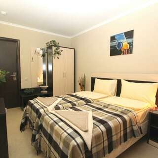 Гостиница Дали Железнодорожный Стандартный (удобства на этаже)-3